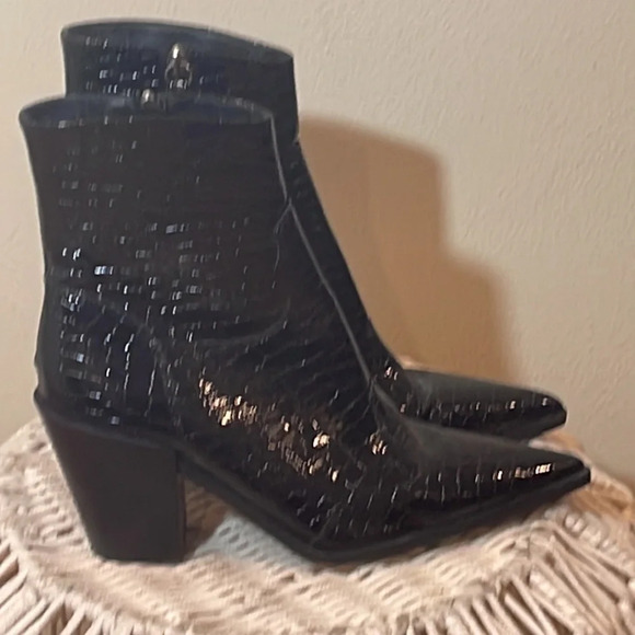 Truffle Collection mid heeled western boots in black croc size 40 EUR/ 9 US - Picture 2 of 12